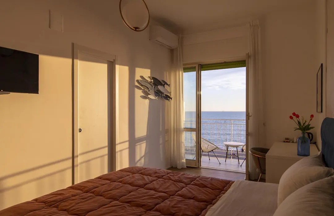 Cas' A Mare - Beachfront Luxury Suites-1